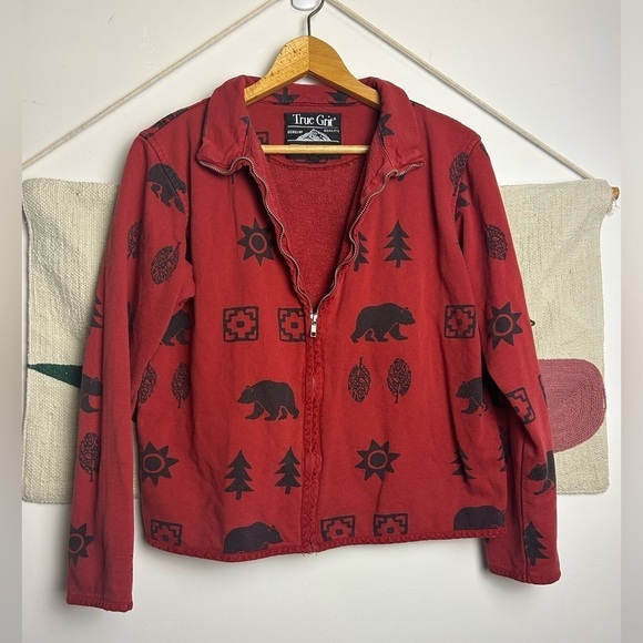 True grit Bear Printed fleece Jacket full zip Long sleeve red-Black minimalist S - Picture 1 of 11